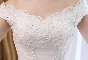 Hot Sale Fashion Women's <b>White</b> Bohemian Lace Wedding Dress Chapel Train <b>Wrap</b> Waist Scoop Neck Maxi Length Ball Gown Silhouette - Product Image 5