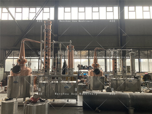 Equipo de Destilación Ace 1000L+700L OEM Comercial con Dos Alambiques de Cobre para Whisky, Brandy y Agave para Cervecería y Destilería - Product Image 5