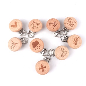 최고 순위의 제품 아기 너도밤 나무 나무 클립 홀더 레이저 조각 젖꼭지 클립 - Product Image 4