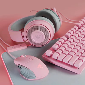 Audífonos Gamer <span class=keywords><strong>Razer</strong></span> <span class=keywords><strong>Kraken</strong></span> <span class=keywords><strong>Pro</strong></span> <span class=keywords><strong>V2</strong></span> con Diseño de Gatito Rosa, USB, con Micrófono con Reducción de Ruido, Chroma RGB, Venta al Por Mayor - Product Image 2