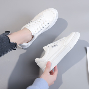 Summer New Korean Style White Sneakers, Versatile Mesh Sports Flats for Students - Product Image 4