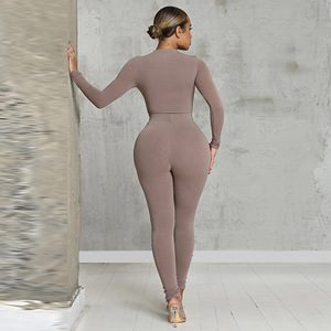 Completo Set Due Pezzi Casual da Donna: Body e Pantaloni Coordinati - Nuova Collezione all'Ingrosso - Product Image 4