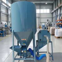 Mélangeur vertical en acier inoxydable pour aliments animaux, capacité 500 kg/h, surveillance à distance, usage agricole