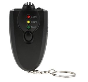 Tragbarer Professioneller Schlüsselanhänger-Alkoholtester Atemtester mit LED-Taschenlampenfunktion Schwarzer Mini-Alkoholtester Atemalkoholmessgerät - Product Image 2