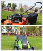 Tondeuse autoportée industrielle à essence pour parcours de golf avec moteur 4 temps de 4,5 CV et 135 cm³