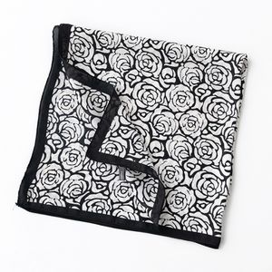 女性シルクスカーフサプライヤーカスタムプリント100% シルクサテンカラフルフラワービッグスクエアスカーフ女性用 - Product Image 2