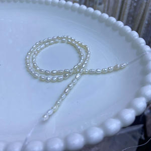 Perles de riz filetées de 3-4 mm, perles d'eau douce naturelles non nukleées, approvisionnement direct du fabricant pour le bricolage - Product Image 2