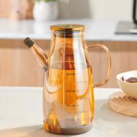 Carafe en verre ambré en gros avec couvercle et poignée dorés, marquage de mesure, pour eau, jus, café infusé à froid, en vrac