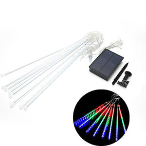 Lumières LED d'extérieur pluie de météores solaires lumières de sept couleurs vacances décoration de cour de Noël lampes suspendues d'arbre - Product Image 6