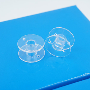Bobina de Plástico 2518P Transparente Universal Para Máquinas de Coser Domésticas - Product Image 2