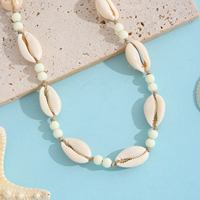 Collier en corde avec imitation de coquillages de cauris et perles blanches naturelles, nœud coulissant réglable, style bohème plage, cadeau pour femme, mariage, été