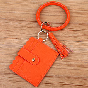 Porte-clés de Bracelet de mode, <span class=keywords><strong>39</strong></span> Styles de sac de carte d'identité en cuir PU avec pompon porte-clés pour femmes et filles - Product Image 6