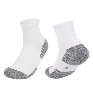 <strong>Manufacturer</strong> Knitted Athletic Compression Football Solid Patterns Ankle <strong>Custom</strong> Logo Cotton Sports Crew Running <strong>Socks</strong> - Product Image 5