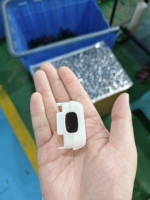 Prodotti Elettronici in Plastica Personalizzati, Scatole per Batterie e Pannelli Display in Plastica Stampati a Iniezione