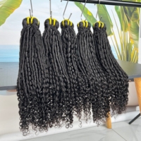 Lots de Cheveux Humains Bouclés Pixie Double Drawn en Gros, Cheveux Bruts Indiens Alignés Naturellement, Extensions de Cheveux Vierges