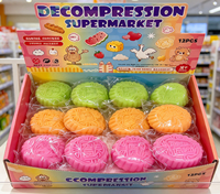Jouet anti-stress souple en forme de gâteau de lune chinois, jouet fantaisie à presser pour soulager le stress, jouet de décompression rempli de farine pour enfants