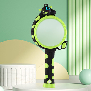 Giraffe Magnifying Glass For Children Reading Books And Newspapers High Definition Glass Lens Plastic Handheld With Rubber - Product Image 1