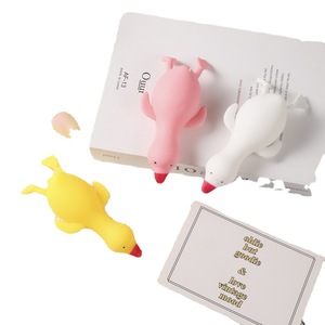 Juguete Antiestrés de Pato de Dibujos Animados, TPR Vinilo, Alivio del Estrés para Niños y Adultos, Unisex, Rango de Edad de 2 a 4 Años - Product Image 5