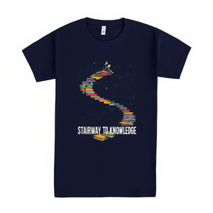 T-shirt Stairway To Knowledge, design grafico blu scuro, abbigliamento casual da uomo - Product Image 2