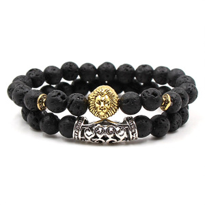 Juego de 2 piezas de pulsera con cuentas de 8 mm, corona de piedra volcánica, unisex - Product Image 1