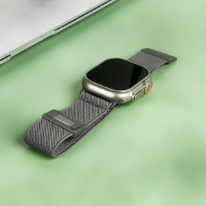 Bracelet de montre intelligente en nylon respirant avec fermeture magnétique en boucle pour Apple Watch Series 11 10 9 8 7 Ultra 3 49 mm 46 mm 45 mm 42 mm - Product Image 3