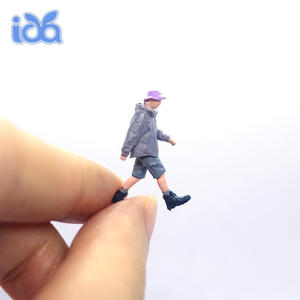 IOTA Custom ABS Resin Crafts Gemaltes Miniatur modell eines genialen modischen Miniatur modells im Maßstab 1/64 <span class=keywords><strong>S</strong></span> - Product Image 3