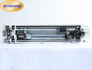 Промышленная швейная машина YS-9895-D4-850-<span class=keywords><strong>PL</strong></span> с прямым приводом, одноголовочная, с автоматической подачей, длинным рукавом, компьютеризированная, челночного стежка, 85 см - Product Image 5