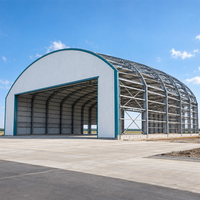 Entrepôt à structure métallique, bâtiment industriel robuste pour la production manufacturière, le stockage et les projets de hangars industriels