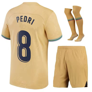Футболка футбольная в стиле ретро - Product Image 4