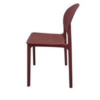 Chaises d'hôtel en gros, empilables, durables, en plastique, design moderne pour restaurants, cafétérias, hôtels, meubles de maison