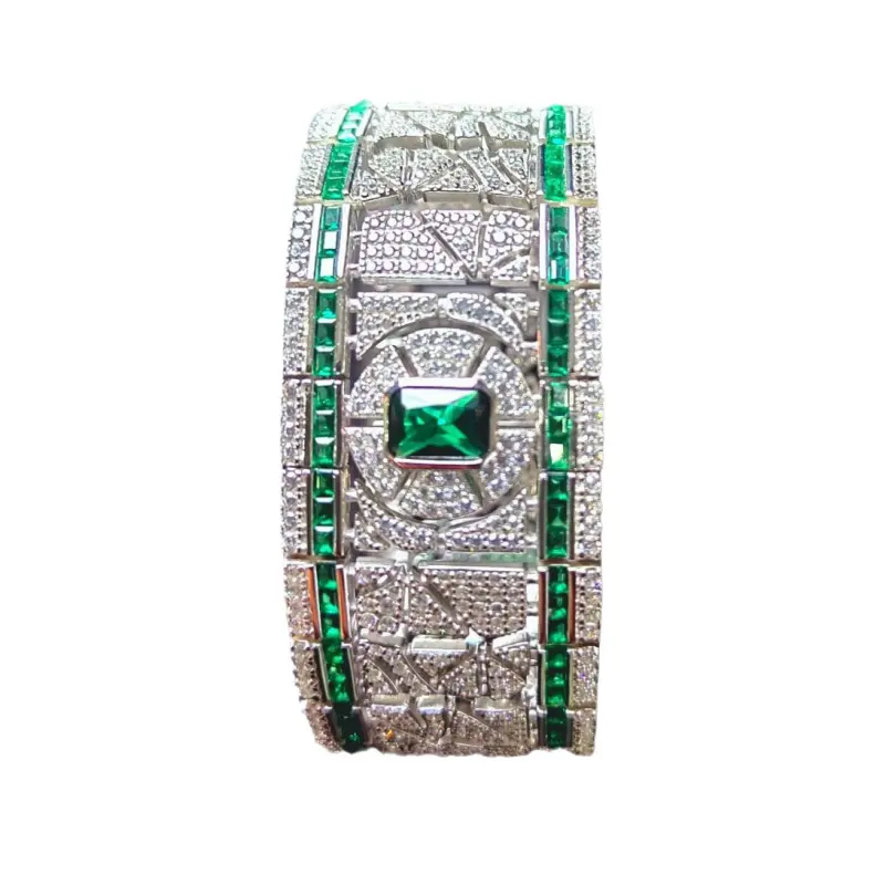 Hete Verkoop Modieuze Elegante S925 Zilveren Diamant Inlay Prachtige Smaragdgroene Armband Voor Cadeau