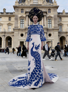 Jupe <span class=keywords><strong>Haute</strong></span> <span class=keywords><strong>Couture</strong></span>, Motifs de découpes en papier du patrimoine culturel immatériel chinois, Motifs de porcelaine bleue et blanche, Fée du Nouvel An TV - Product Image 3
