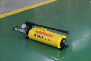 ปั๊มมือไฮดรอลิกเหล็ก Enerpac SOV-P-801 รุ่น ULTIMA สองสปีด ความจุน้ำมันใช้งานได้ 4100 ซีซี แรงดัน 700 บาร์ สำหรับกระบอกสูบแบบเดี่ยว - Product Image 3