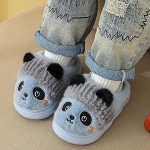 Nouvelles pantoufles en peluche ours panda pour enfants, douces, décoratives, dessin animé, hiver, avec coussin d'air, plateforme confortable, imprimées - Product Image 4