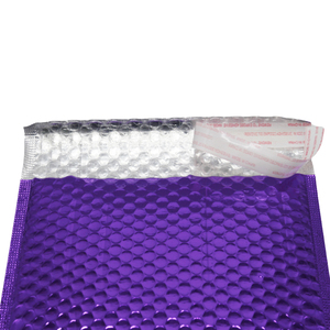 Bolsa Protectora de Burbujas Metálica Morada con Acolchado para Envíos y Embalaje - Product Image 6