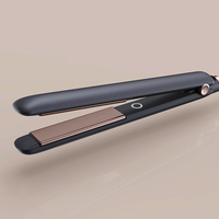 Setrika datar dengan sakelar ON/OFF, pelurus rambut indikator daya
