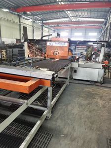 Couverture de Drainage Extérieure Robuste et Durable 24x24, <span class=keywords><strong>Prix</strong></span> Standard, Poids, Style Dentelé, Acier Galvanisé pour Allées - Product Image 5