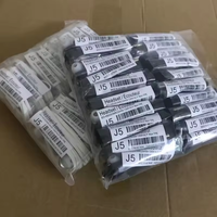 Headset J5 Berkabel Grosir, Earphone In-Ear dengan Mikrofon untuk Smartphone S8 S9 S4 S5