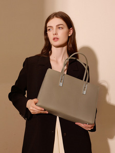 Borsa Tote da Donna <span class=keywords><strong>Yan</strong></span> in Vera Pelle Stampata di Lusso con Chiusura a Cerniera, Grande Capacità, Fodera in Poliestere, Stile Retrò Europeo - Product Image 4