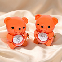 Boîte à bijoux en forme d'ours en peluche orange de qualité supérieure, best-seller, élégante, exquise, créative, rotative, avec fleurs préservées, boîte cadeau