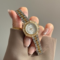 Montre à quartz Scottie 9825 vintage avec cadran romain régulé, bracelet luxueux en acier inoxydable, étanche au quotidien pour femme