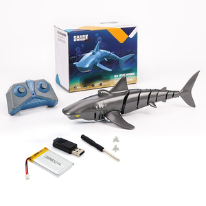 2.4G telecomando squalo giocattolo con Led 1:18 scala squalo per piscina bagno RC barca giocattoli con <span class=keywords><strong>3</strong></span> batterie per bambini - Product Image 1
