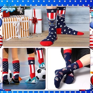 Chaussettes de l'Indépendance, chaussettes originales du 4 juillet, chaussettes patriotiques, rayures rouges, blanches et bleues, chaussettes drapeau américain pour femmes et hommes - Product Image 5
