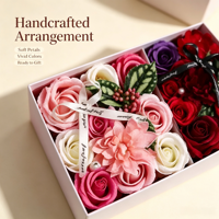 Boîte Cadeau Carrée de Roses Éternelles en Gros – Arrangement Floral de Roses Véritables pour Anniversaires, Fêtes et Souvenirs