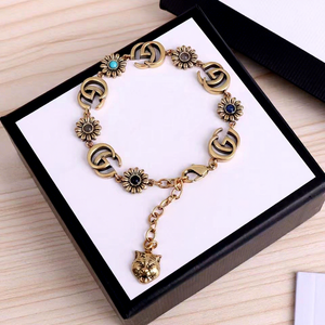 <span class=keywords><strong>Bracciale</strong></span> di Lusso con Doppia G e Motivo Floreale Margherita in Pietra Naturale, Vendita Diretta dalla Fabbrica, Ideale per Occasioni Eleganti - Product Image 2
