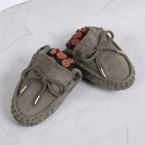 Chaussons en daim chauds d'hiver de grande taille personnalisés Xinzirain, mocassins plats à enfiler, mules pour femmes - Product Image 5