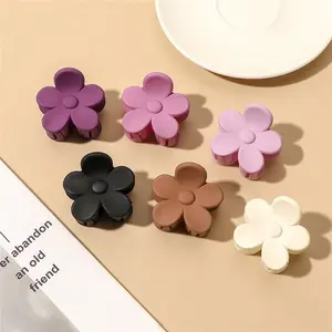 YIYI New design INS hot sale plastic flower hair clips small matte colors hair claws for kids girls baby hair clip mini
