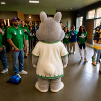 Shengye, Fournisseur de Mascottes en Chine, MOQ 1 Mascotte de Lapin Nain, Costume d'Animal de Dessin Animé, Casque pour Fêtes, Festivals, Pâques et Événements Spéciaux