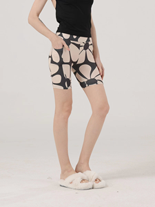Lot de 2 shorts cyclistes taille haute à imprimé floral pour femme avec poches – Shorts athlétiques décontractés extensibles - Product Image 2