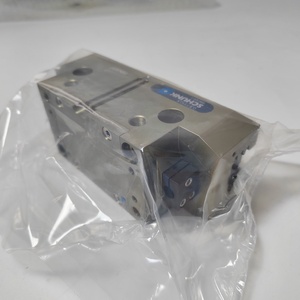 Piezas Originales para Robot Alemán Air Claw 0371103 PGN-PLUS125-1, 1 Año de Garantía, Soporte Personalizado OEM/ODM - Product Image 4